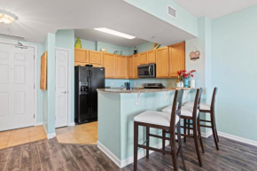 Stunning Sunrise 2BR 2BA King Suite at the Palms of Destin Resort Ocean View Pools Dining Shuttle
